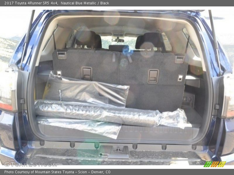 Nautical Blue Metallic / Black 2017 Toyota 4Runner SR5 4x4