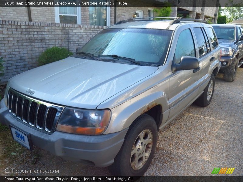 Silverstone Metallic / Taupe 2000 Jeep Grand Cherokee Laredo 4x4