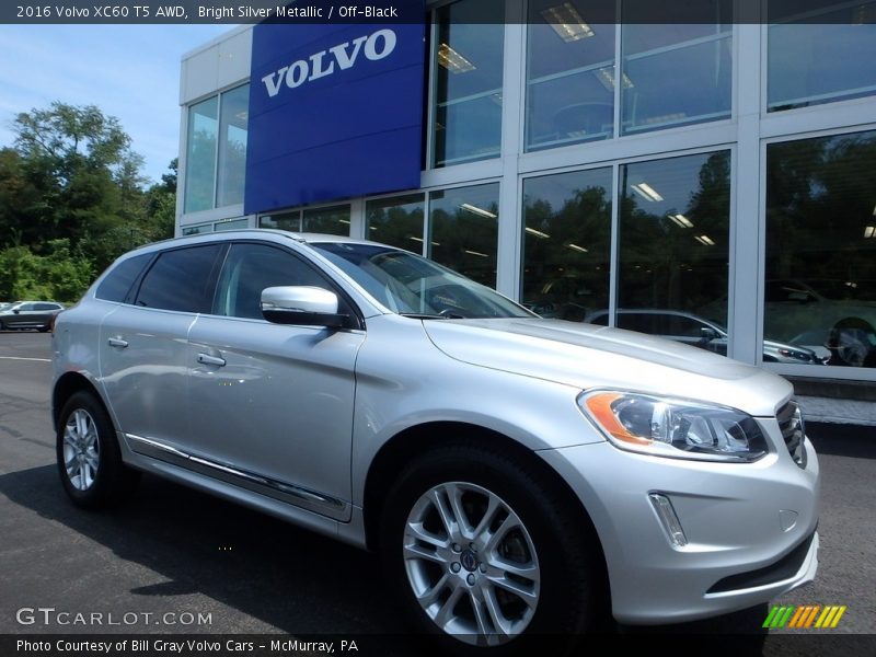 Front 3/4 View of 2016 XC60 T5 AWD