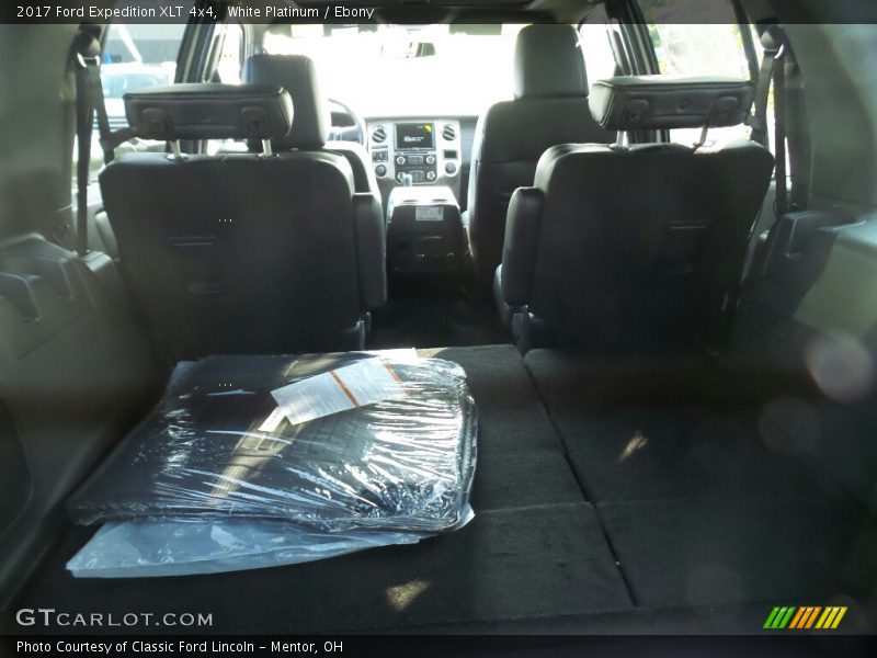 White Platinum / Ebony 2017 Ford Expedition XLT 4x4