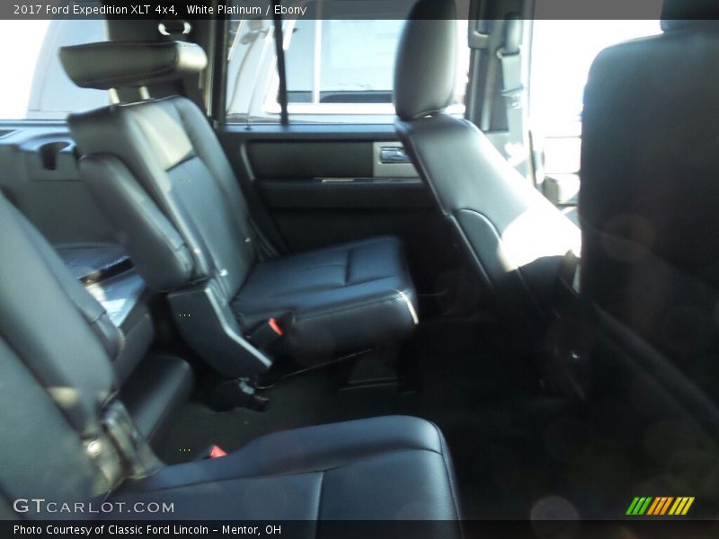 White Platinum / Ebony 2017 Ford Expedition XLT 4x4
