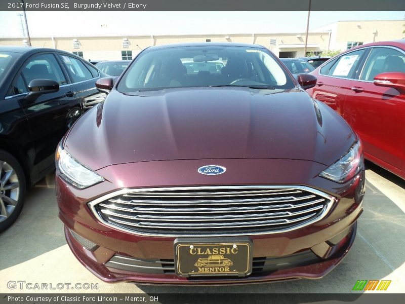 Burgundy Velvet / Ebony 2017 Ford Fusion SE