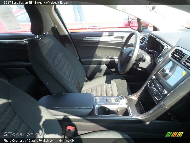 Burgundy Velvet / Ebony 2017 Ford Fusion SE