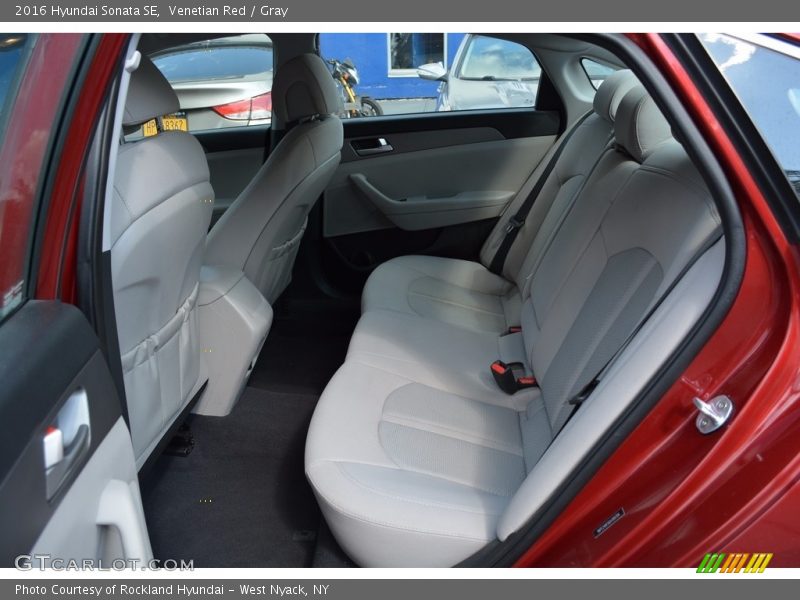 Venetian Red / Gray 2016 Hyundai Sonata SE