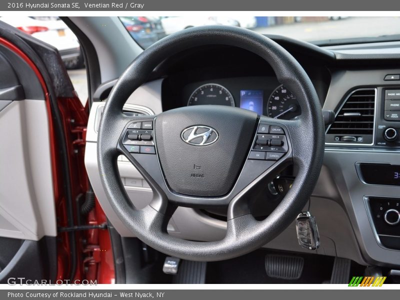 Venetian Red / Gray 2016 Hyundai Sonata SE