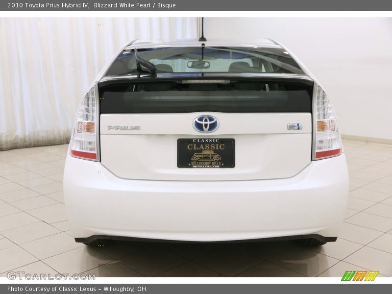 Blizzard White Pearl / Bisque 2010 Toyota Prius Hybrid IV