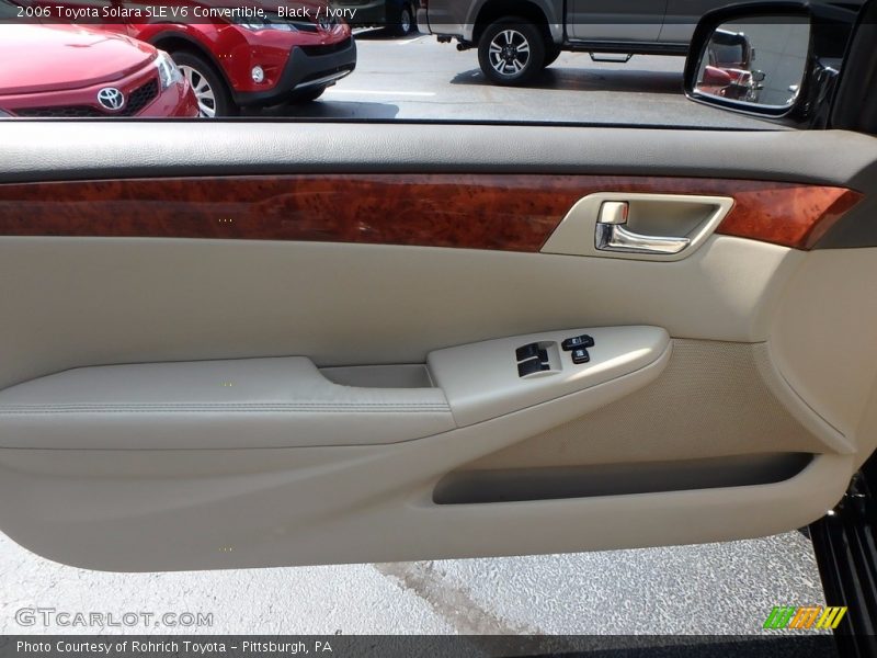 Black / Ivory 2006 Toyota Solara SLE V6 Convertible