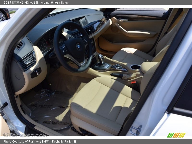 Alpine White / Beige 2015 BMW X1 xDrive28i