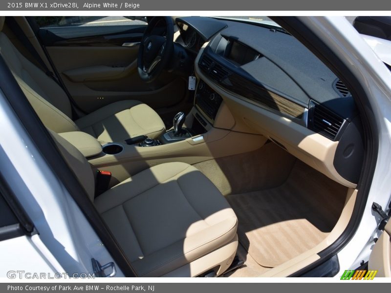Alpine White / Beige 2015 BMW X1 xDrive28i