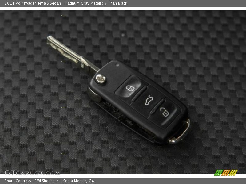 Platinum Gray Metallic / Titan Black 2011 Volkswagen Jetta S Sedan