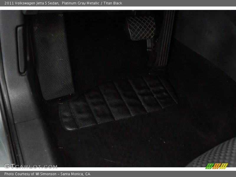 Platinum Gray Metallic / Titan Black 2011 Volkswagen Jetta S Sedan