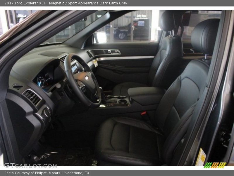 Magnetic / Sport Appearance Dark Earth Gray 2017 Ford Explorer XLT