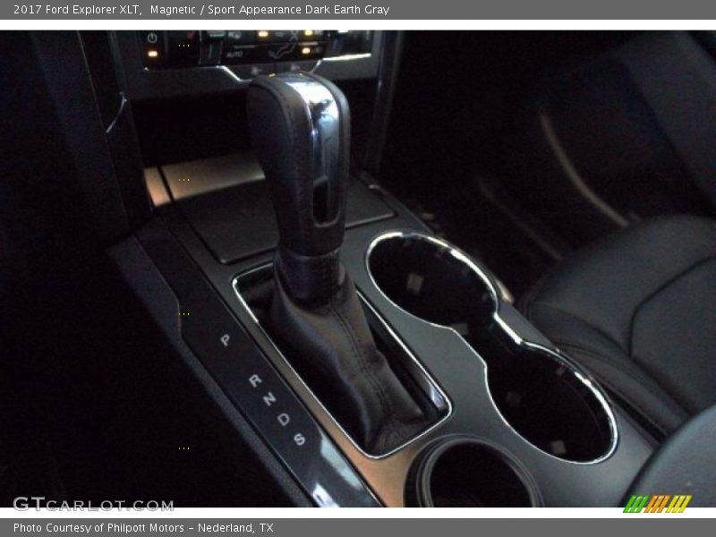 Magnetic / Sport Appearance Dark Earth Gray 2017 Ford Explorer XLT