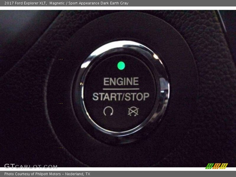 Magnetic / Sport Appearance Dark Earth Gray 2017 Ford Explorer XLT