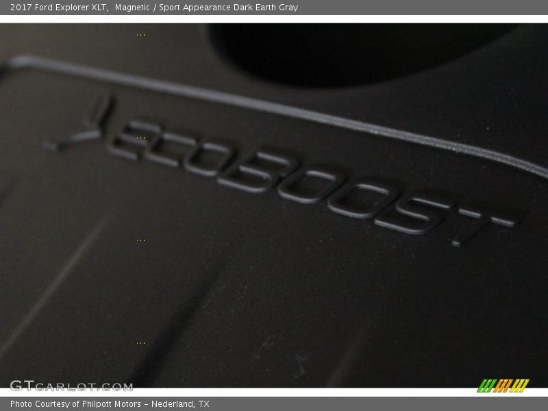 Magnetic / Sport Appearance Dark Earth Gray 2017 Ford Explorer XLT