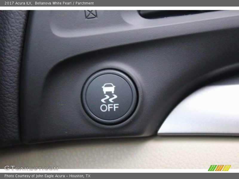 Bellanova White Pearl / Parchment 2017 Acura ILX