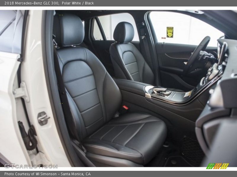 Polar White / Black 2018 Mercedes-Benz GLC 300