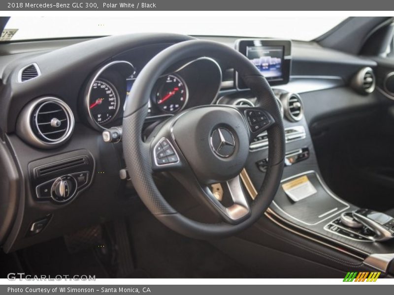 Polar White / Black 2018 Mercedes-Benz GLC 300