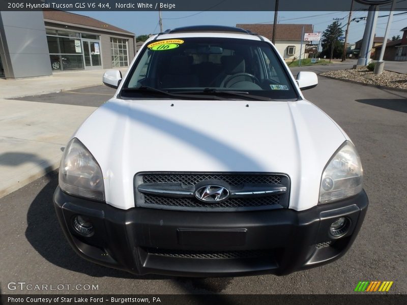Nordic White / Beige 2006 Hyundai Tucson GLS V6 4x4