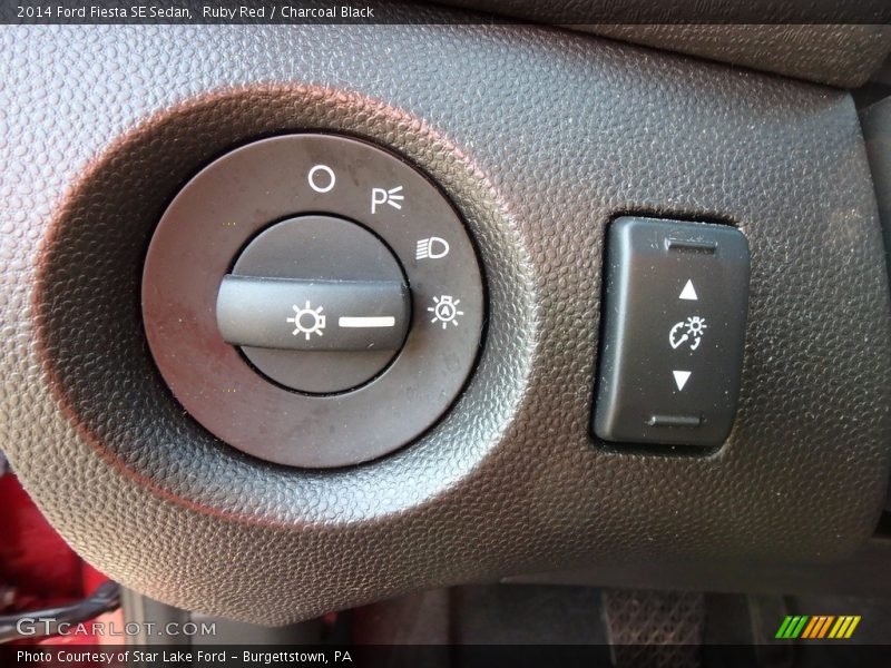 Ruby Red / Charcoal Black 2014 Ford Fiesta SE Sedan