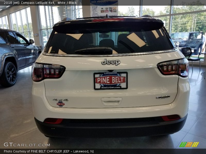 White / Black 2018 Jeep Compass Latitude 4x4