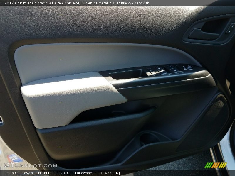 Silver Ice Metallic / Jet Black/­Dark Ash 2017 Chevrolet Colorado WT Crew Cab 4x4