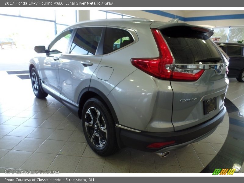 Lunar Silver Metallic / Gray 2017 Honda CR-V Touring AWD