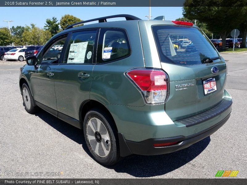 Jasmine Green Metallic / Platinum 2018 Subaru Forester 2.5i