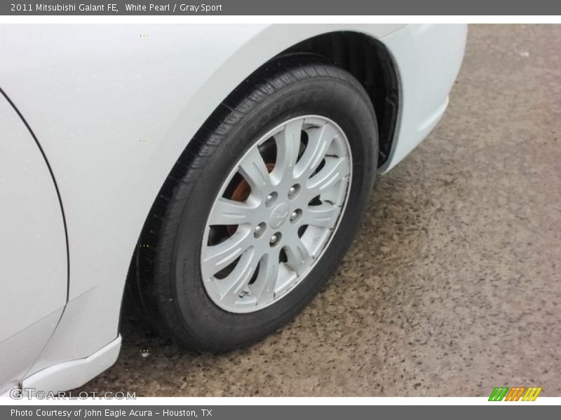 White Pearl / Gray Sport 2011 Mitsubishi Galant FE