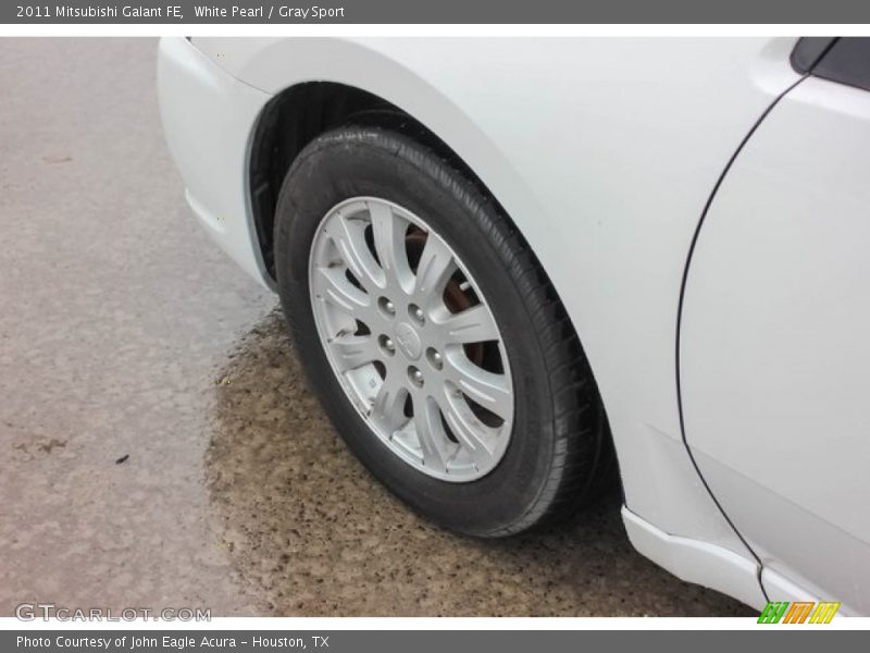 White Pearl / Gray Sport 2011 Mitsubishi Galant FE