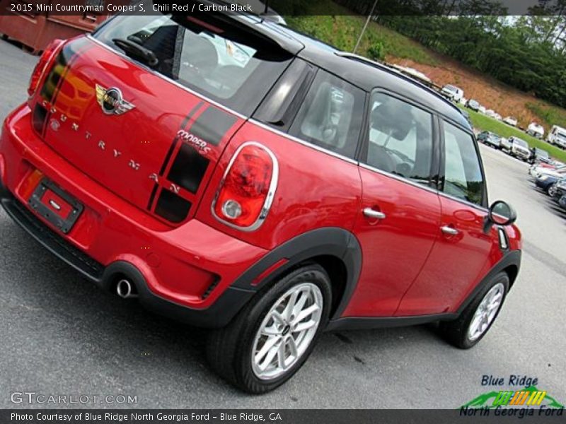 Chili Red / Carbon Black 2015 Mini Countryman Cooper S