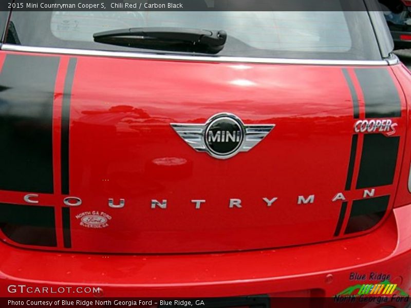 Chili Red / Carbon Black 2015 Mini Countryman Cooper S