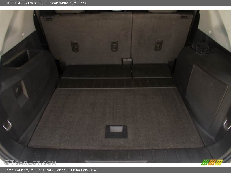 Summit White / Jet Black 2010 GMC Terrain SLE