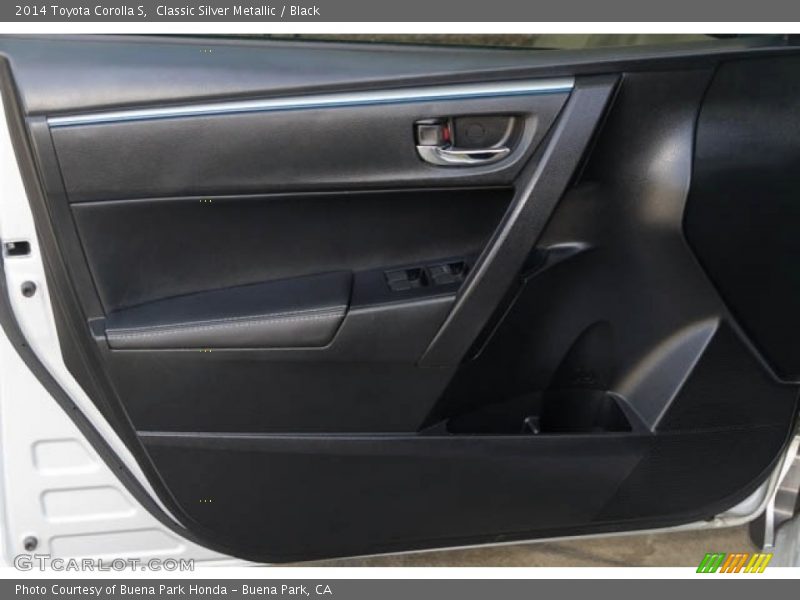 Classic Silver Metallic / Black 2014 Toyota Corolla S