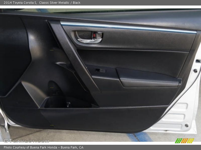 Classic Silver Metallic / Black 2014 Toyota Corolla S