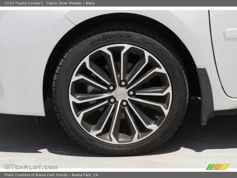 Classic Silver Metallic / Black 2014 Toyota Corolla S