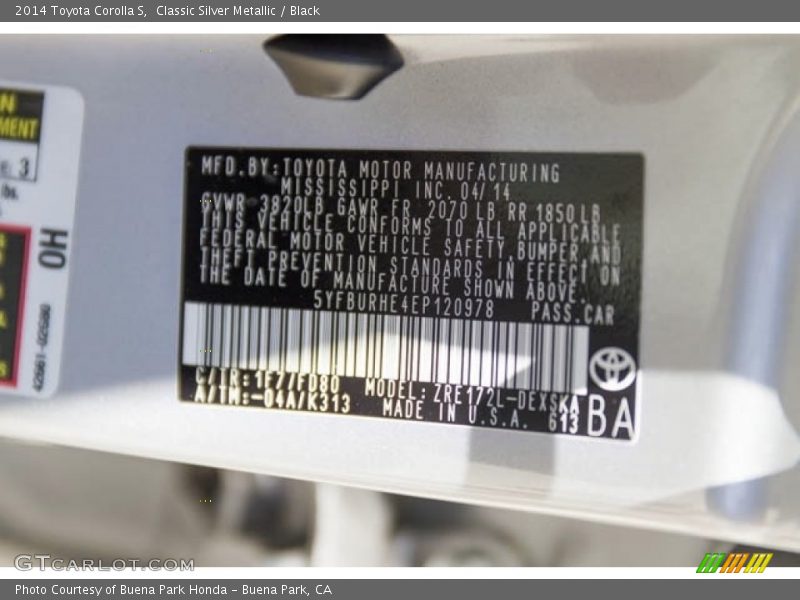 Classic Silver Metallic / Black 2014 Toyota Corolla S