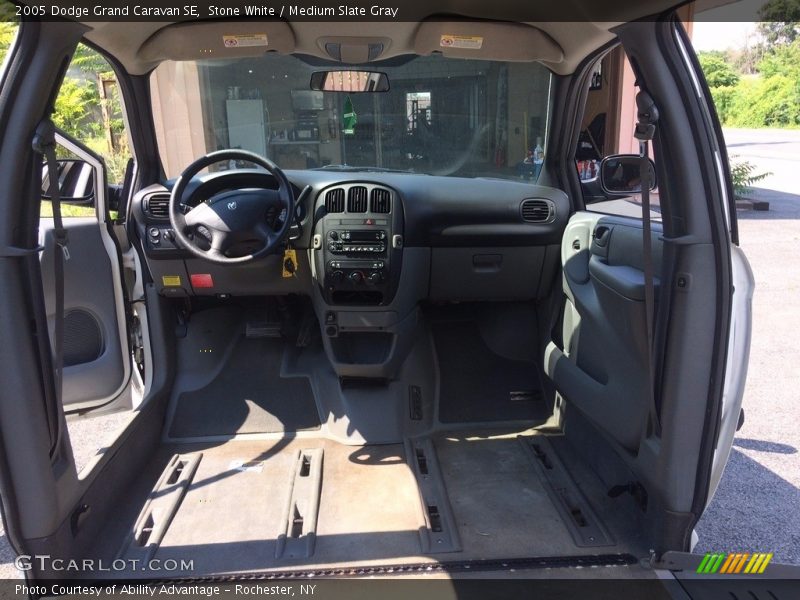 Stone White / Medium Slate Gray 2005 Dodge Grand Caravan SE