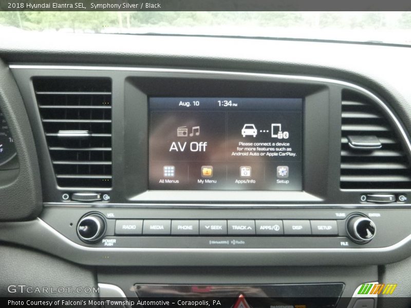Symphony Silver / Black 2018 Hyundai Elantra SEL