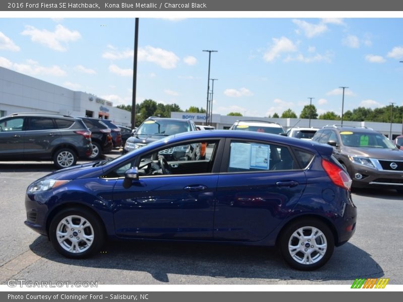 Kona Blue Metallic / Charcoal Black 2016 Ford Fiesta SE Hatchback