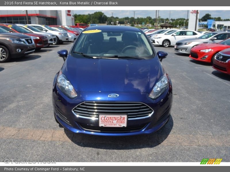 Kona Blue Metallic / Charcoal Black 2016 Ford Fiesta SE Hatchback