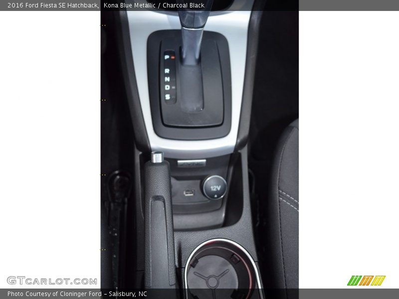 Kona Blue Metallic / Charcoal Black 2016 Ford Fiesta SE Hatchback