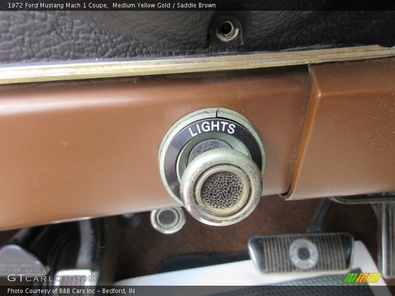 Medium Yellow Gold / Saddle Brown 1972 Ford Mustang Mach 1 Coupe