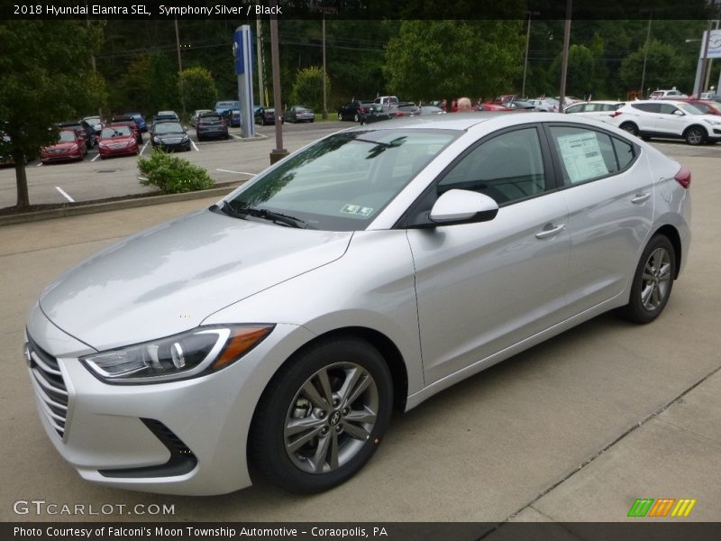Symphony Silver / Black 2018 Hyundai Elantra SEL