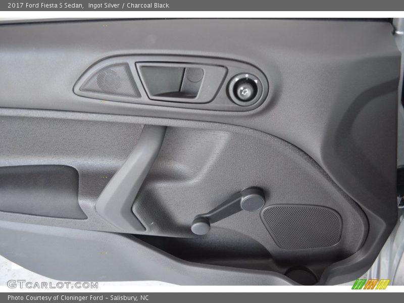 Ingot Silver / Charcoal Black 2017 Ford Fiesta S Sedan