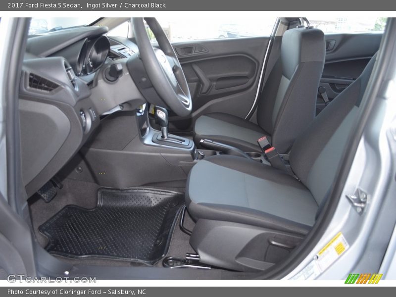 Ingot Silver / Charcoal Black 2017 Ford Fiesta S Sedan