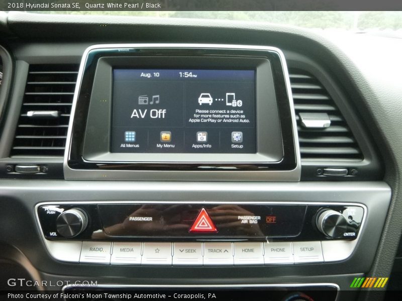Quartz White Pearl / Black 2018 Hyundai Sonata SE