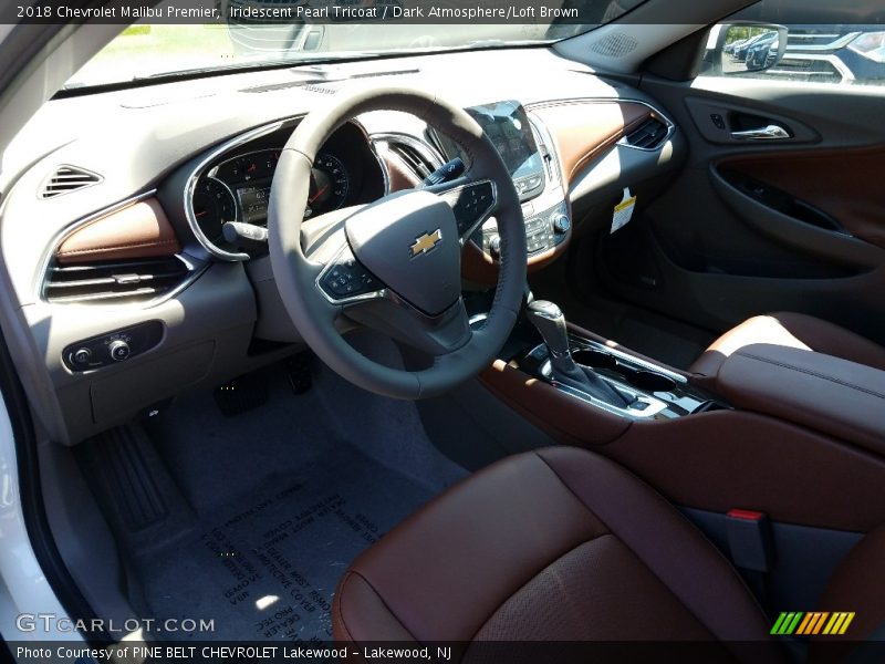 Iridescent Pearl Tricoat / Dark Atmosphere/Loft Brown 2018 Chevrolet Malibu Premier