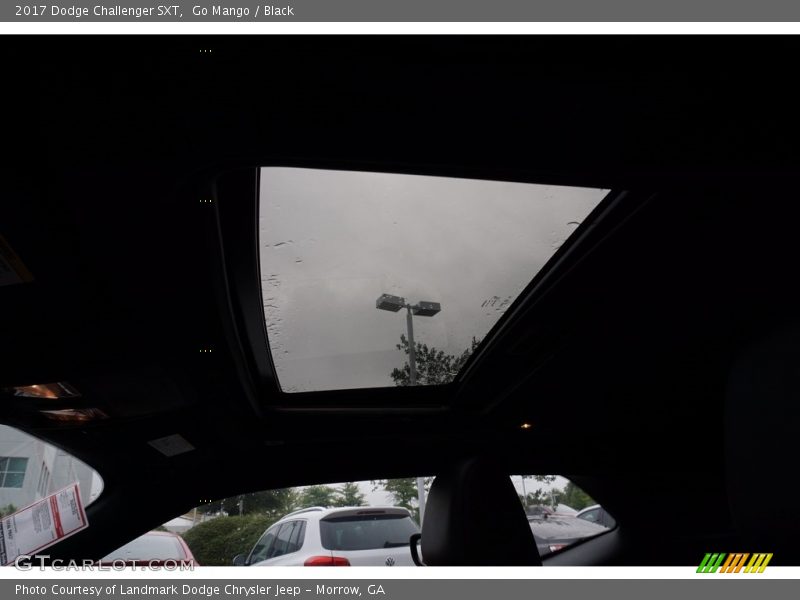 Go Mango / Black 2017 Dodge Challenger SXT