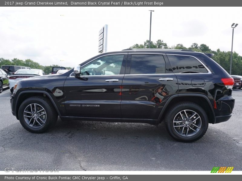 Diamond Black Crystal Pearl / Black/Light Frost Beige 2017 Jeep Grand Cherokee Limited